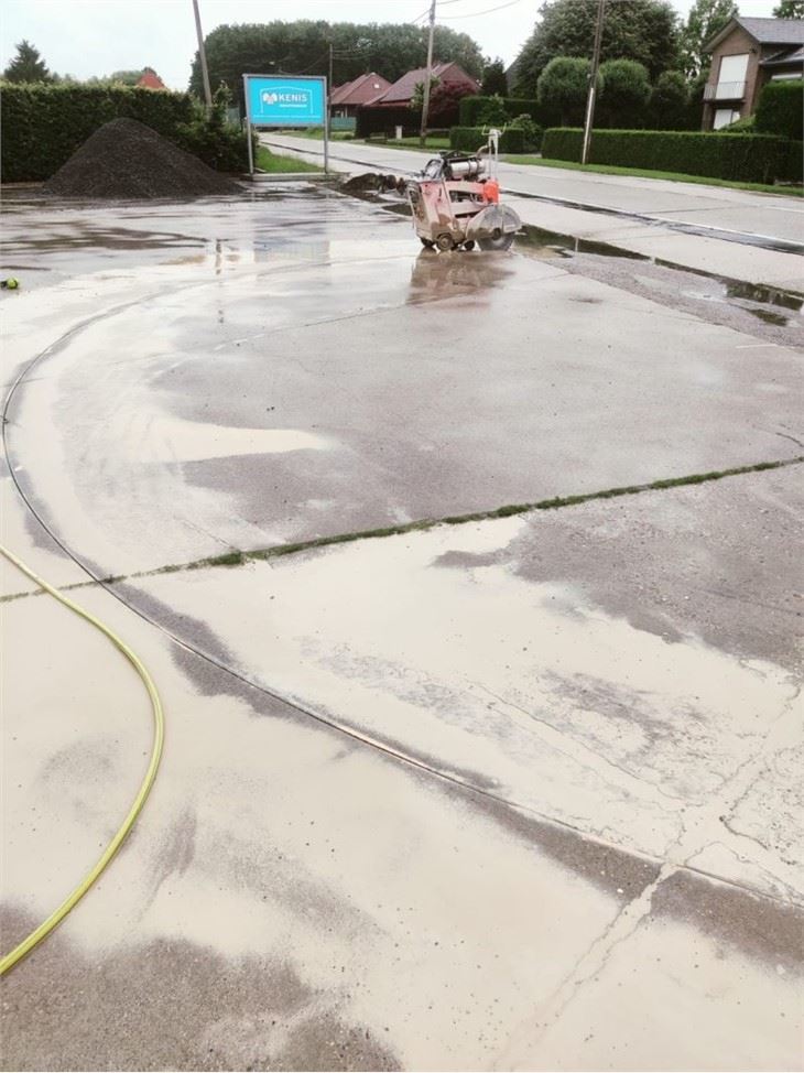 Green Concrete Cutting Blade
