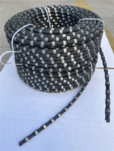 Kabelska žaga za beton